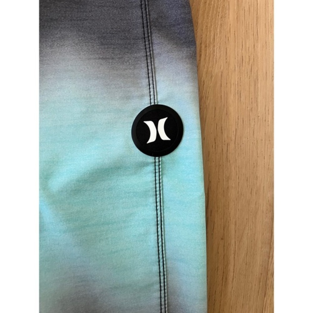 Hurley Phantom+ Mens Board Shorts Size 36 Grey Mint Ombre Striped Swim Trunks - Picture 4 of 8